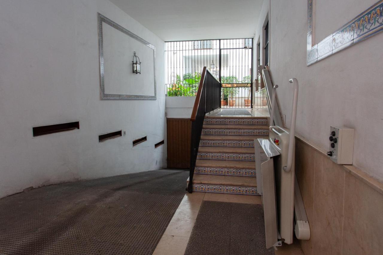 Pikis Apartment Center 1 Sewilla Zewnętrze zdjęcie