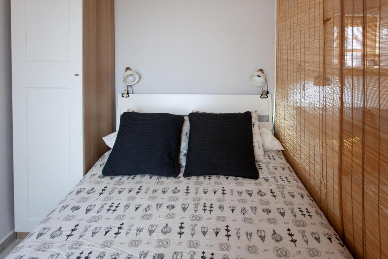 Pikis Apartment Center 1 Sewilla Zewnętrze zdjęcie